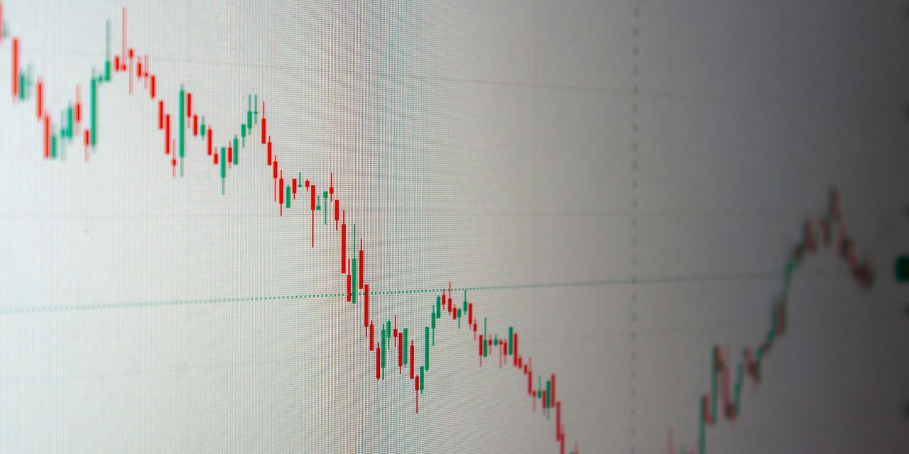 FX Hedging strategies for SMEs: manage currency risk & protect margins
